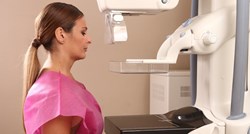 Ultrazvuk dojke i mamografija iznimno su važni pregledi. Evo kada ih počnite raditi