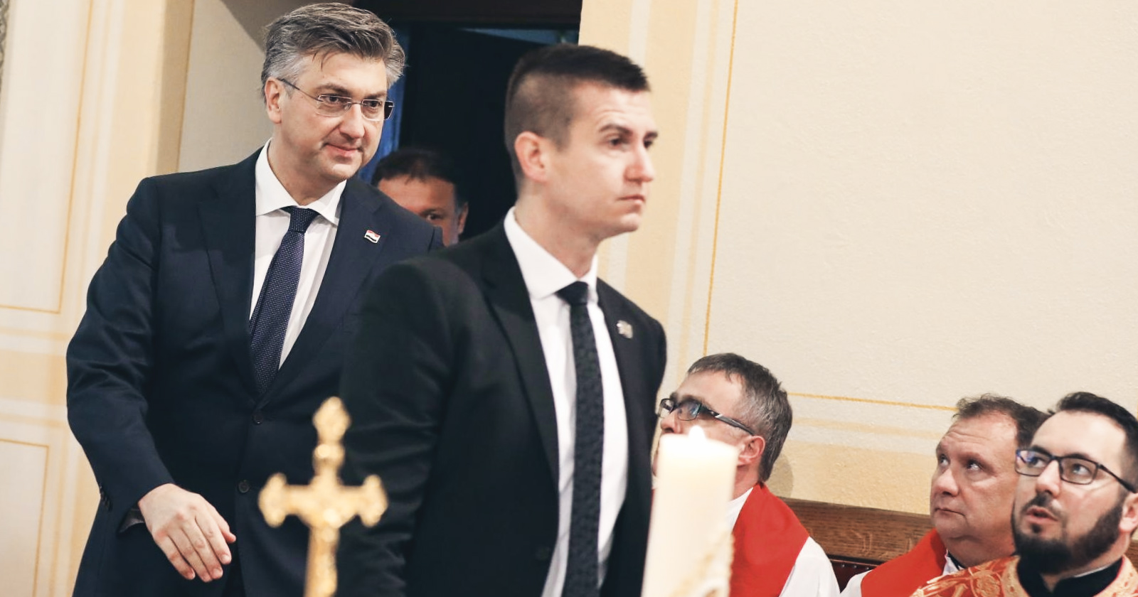 GLAS: HDZ s 53,2 milijuna kuna europskog novca kupuje naklonost crkvenih poglavara