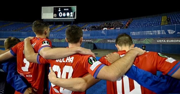 Češki mediji: Negledljiva utakmica, 5000 utišanih navijača u crnom i jedan junak