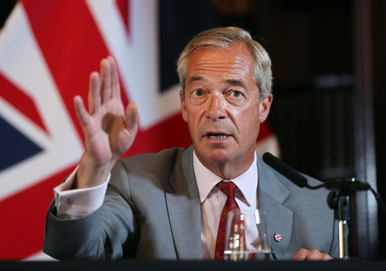 Farage sam izazvao izbore i pobijedio. Komičar u kanti uzeo mu četvrtinu glasova