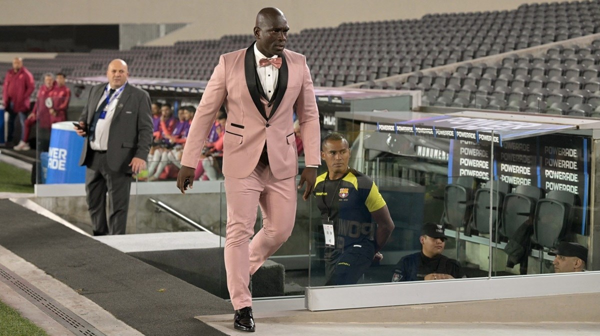 VIDEO Trener koji ovako obučen vodi ekipu je svjetski hit. "Fura se na Marge Simpson"