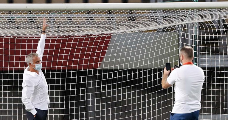 Mourinho u Makedoniji otkrio da su golovi premali. Morali su ih zamijeniti