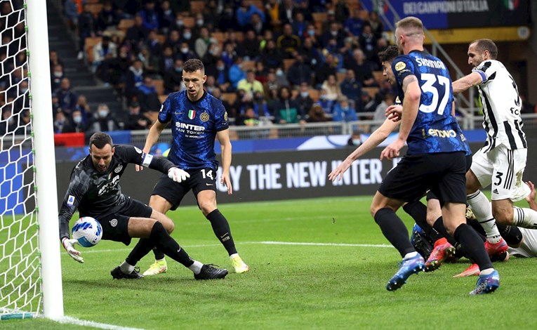 Juventus se kod Intera spasio poraza iz penala u 89. minuti