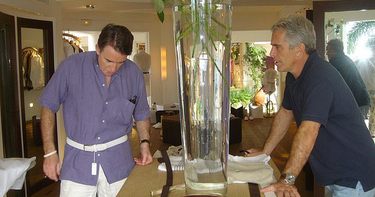 "Lešinari, ignoriraj to". Kako su moćnici branili i tješili Epsteina