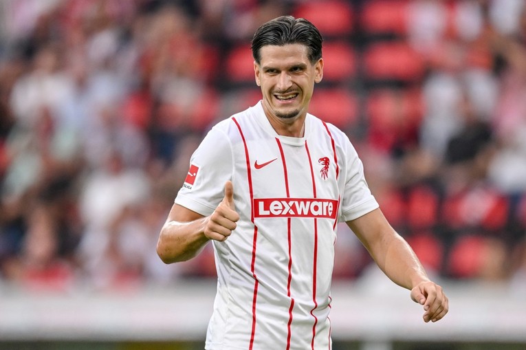 Hrvatski reprezentativac prokomentirao glasine o transferu u Manchester United