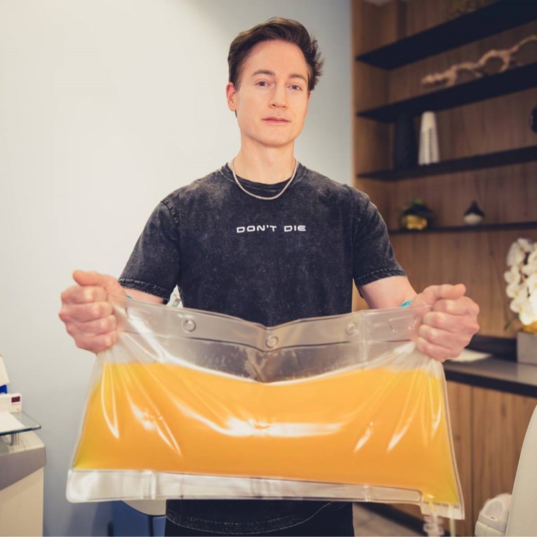 Tip koji troši milijune da ostane mlad: Maslinovo ulje je učinkovitije od Ozempica