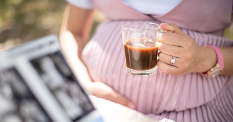 Japanski znanstvenici: Kofein u trudnoći može utjecati na motorički razvoj bebe