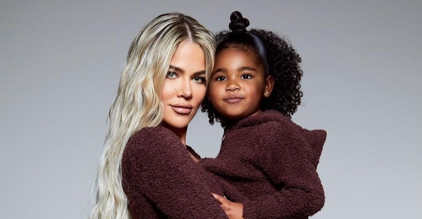 Khloé Kardashian priznala da je fotošopirala kćer na fotki iz Disneylanda