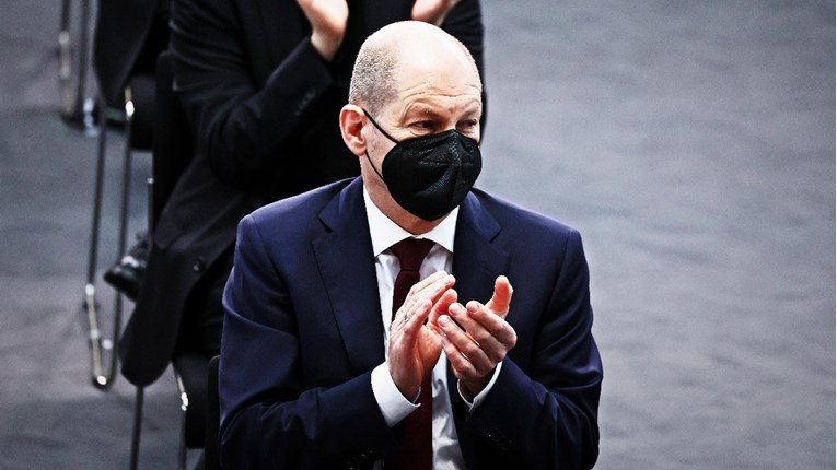 Njemački kancelar putuje u Kijev, a nakon toga u Rusiju na sastanak s Putinom