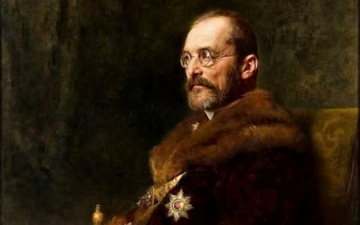 U Hrvatskoj je bio posebno omražen. Prosvjednici su mu upali u dom i ubili ga