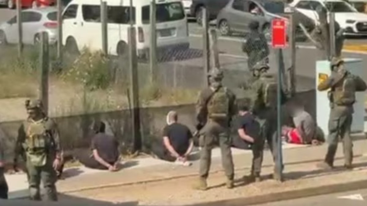Dramatične scene u Sydneyju, privedeno sedam muškaraca. "Išli su prema plaži Bondi"