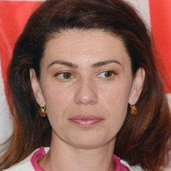 Profesorica koja se fotografirala ispred ustaške zastave: SDP me kleveće