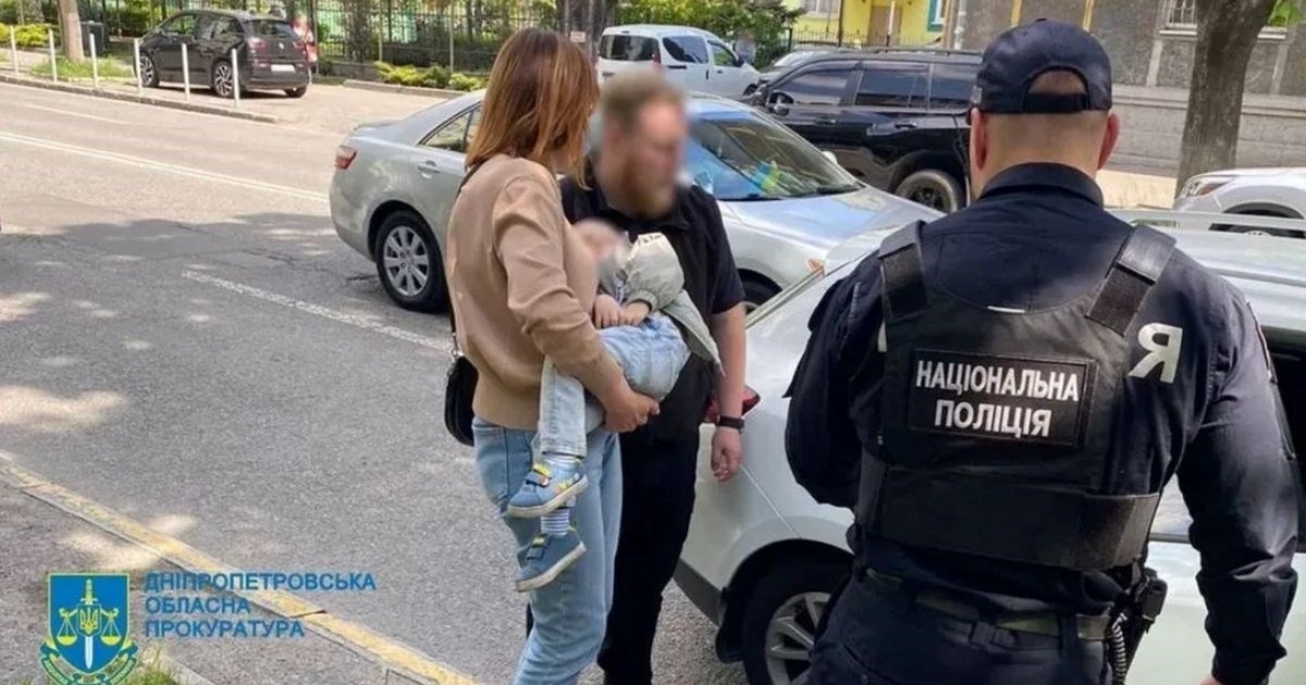 Majka u Ukrajini pokušala prodati dvogodišnjeg sina, osuđena za trgovinu ljudima