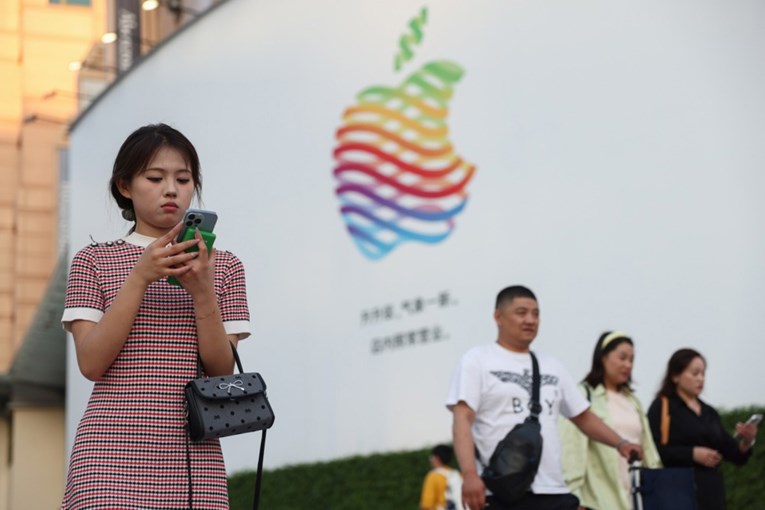 Apple uklanja gej aplikacije za upoznavanje iz kineske trgovine. Tražila je Kina