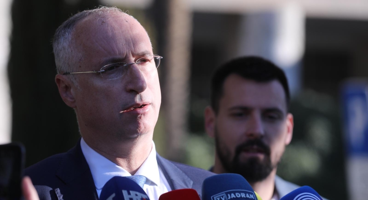 Tajnik Centra objavio poruke. Puljak: Članovi DP-a prijete meni i Ivoševiću