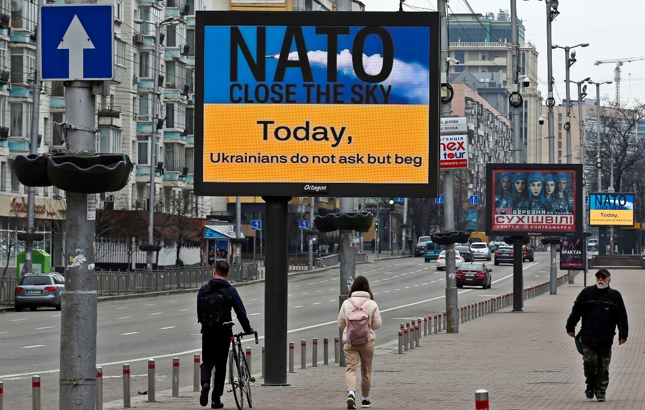 Provedena nova anketa o EU i NATO-u među Ukrajincima, pogledajte rezultate