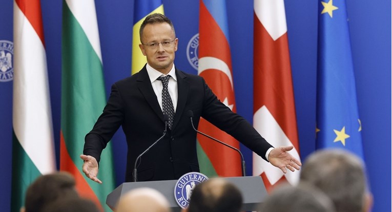 Mađarski ministar: Nama je u interesu snažnija suradnja s Rusijom