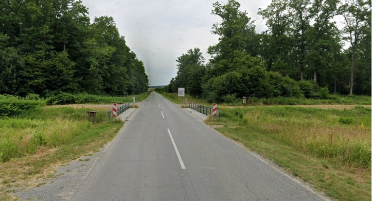 Auto kod Bereka sletio u kanal i udario u most. Poginula Njemica, ozlijeđen Slovenac