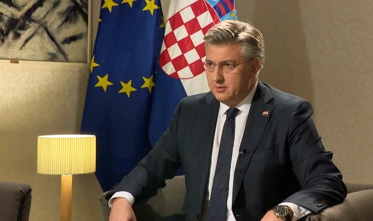 Plenković najavio novi predizborni poklon. Komentirao i koaliciju ljevice i centra