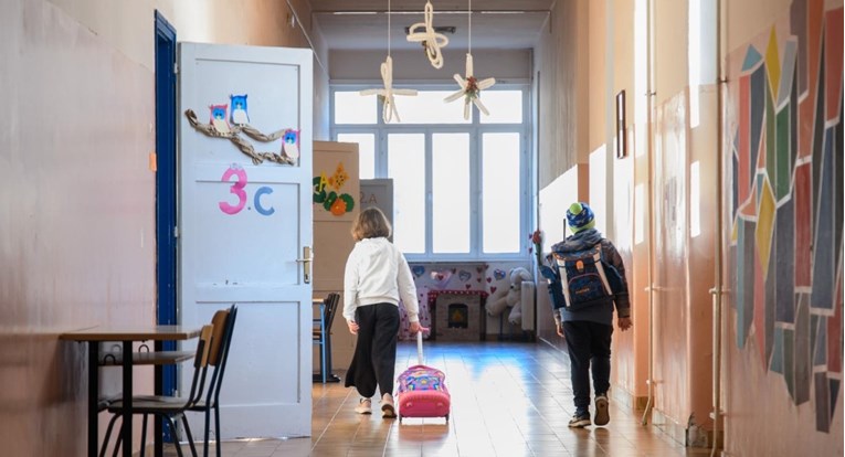 Profesorica iz Možemo: Veće plaće bi spriječile negativnu selekciju u školama