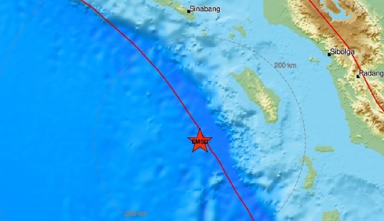 Zapadnu Indoneziju pogodio potres jačine 6 po Richteru