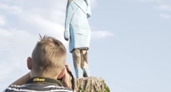 Kip Melanije Trump u rodnom slovenskom gradu odmah postao sprdnja: "Strašilo"
