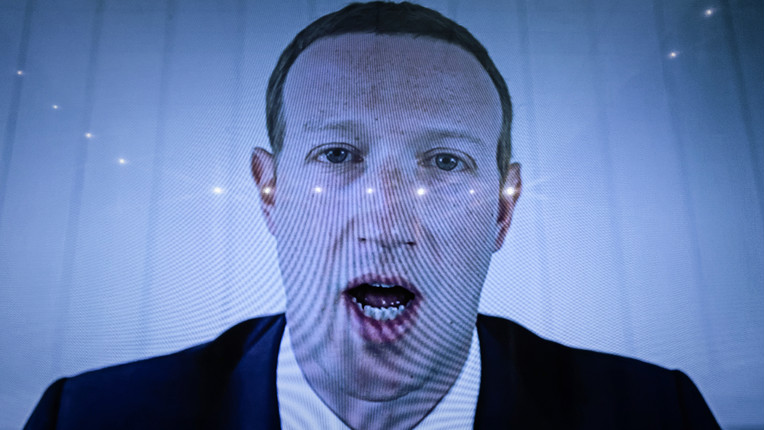 Facebook će zabraniti antivakserske oglase