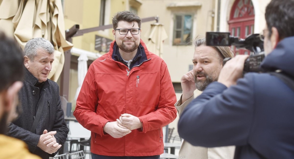 Grbin: Na ovim izborima biramo između demokracije i države slične Srbiji