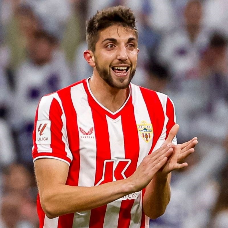 Španjolski stoper zapratio Hajduk na Instagramu. Uskoro se očekuje u Splitu