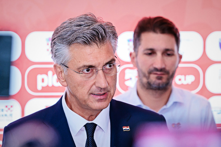 Plenković optužio oporbu i medije za širenje panike oko Gospića