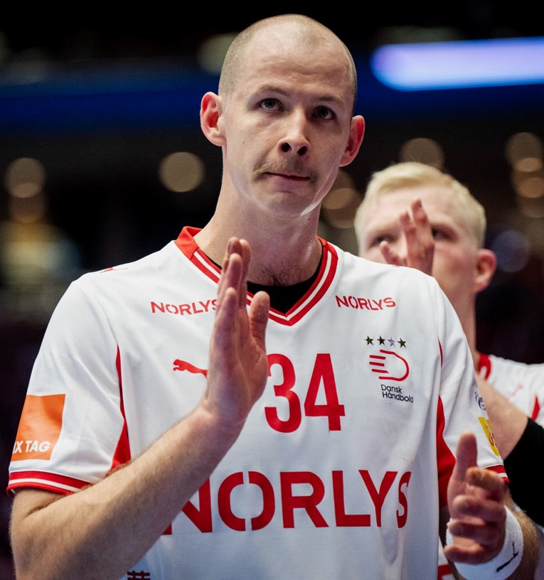 Ključni igrač Danske propušta finale Eura? Prevezen je u bolnicu nakon udarca u glavu