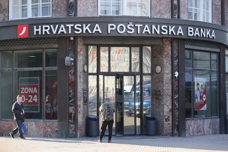 HPB kupuje Croatia banku