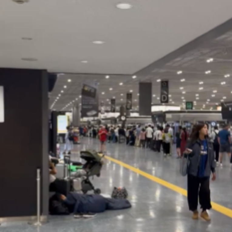 VIDEO Rekordne kiše pogodile Japan. Tisuće na aerodromu, četvero mrtvih u poplavama