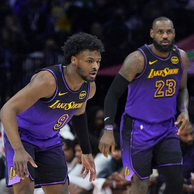 Bronny je zabio tricu. Pogledajte kako su reagirali Lakersi, a kako LeBron