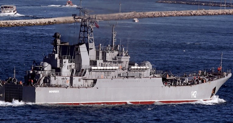 Rusija šalje ratne brodove kod Sirije, optužuje Tursku za smrt njihovih vojnika