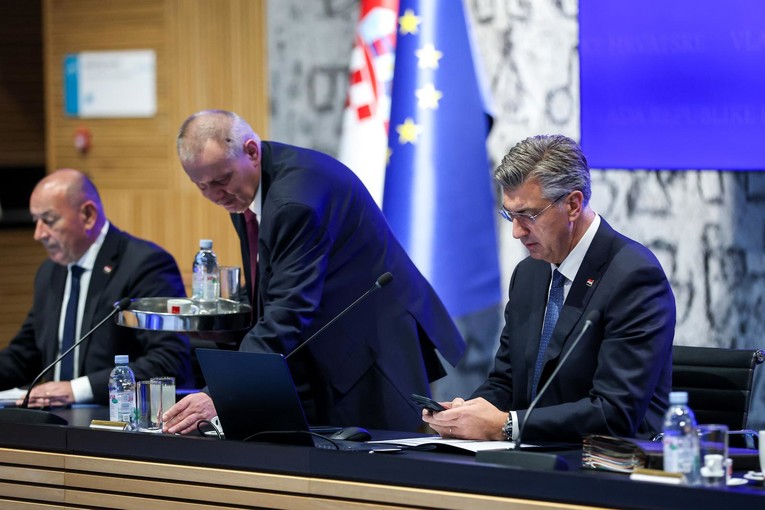 Od 38 amandmana na proračun Vlada prihvatila pet. Tri DP-ova i dva oporbena