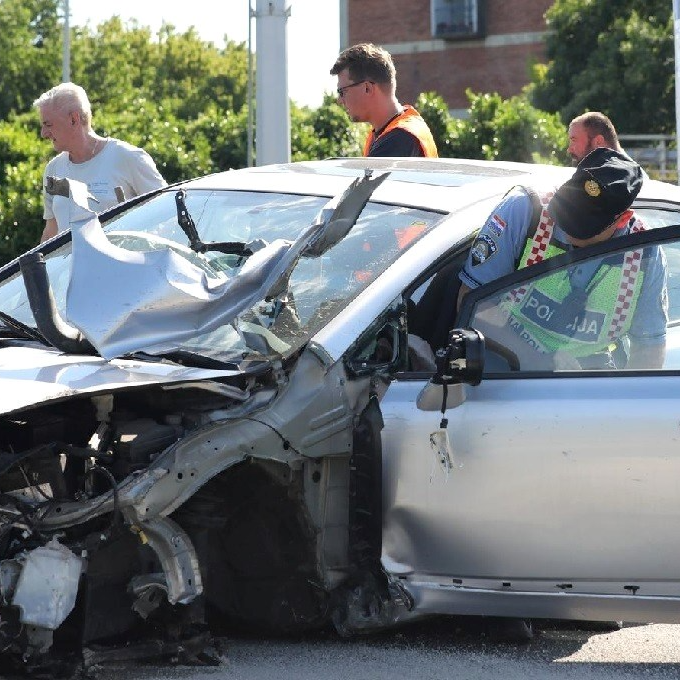 Detalji naleta auta na stanicu u Zagrebu: Vozač bio mrtav pijan, imao je 2.2 promila