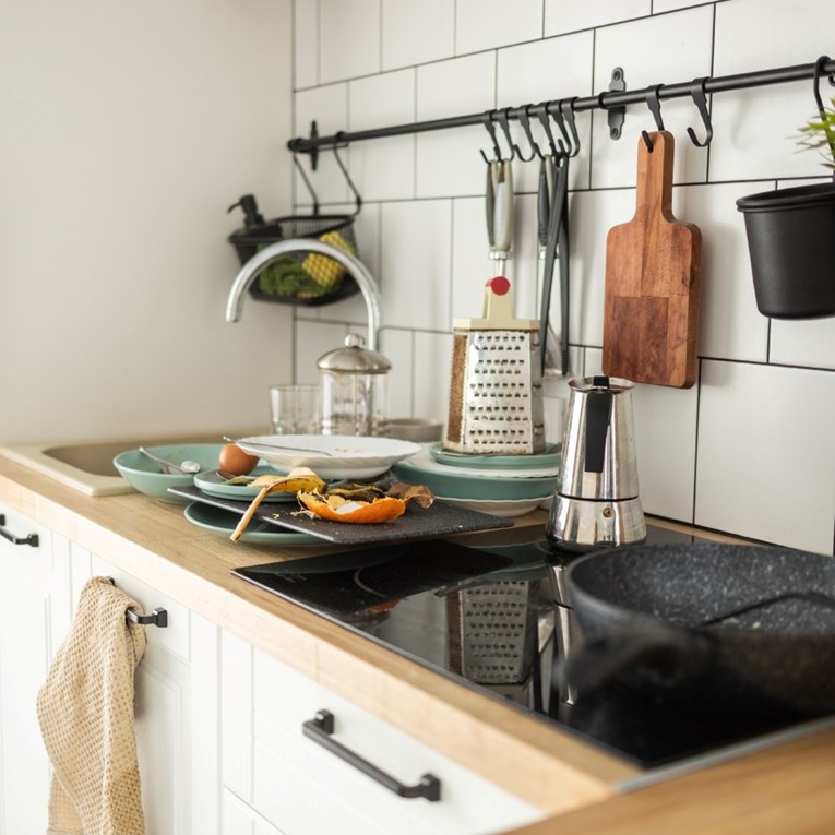 9 predmeta koji vaš kuhinjski pult čine neurednijim