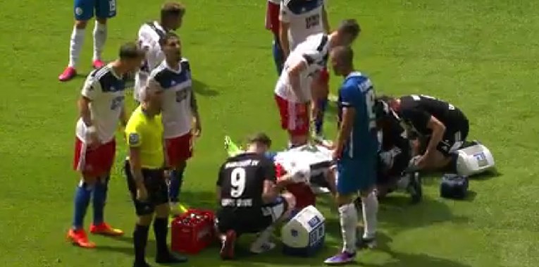 Bivši Hajdukov nogometaš stradao u utakmici Bundeslige 2. Ukazivala mu se pomoć