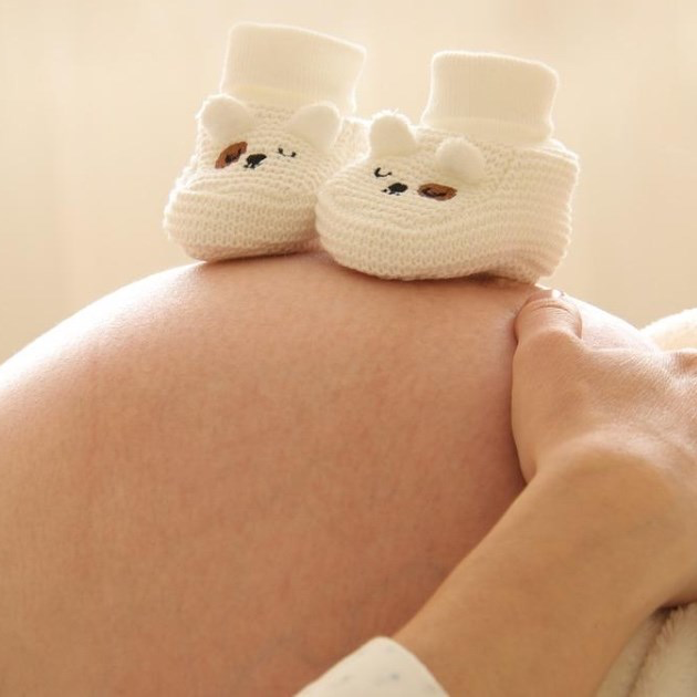 Dečko ili curica? Ovo su najčešće bapske priče koje navodno predviđaju spol bebe