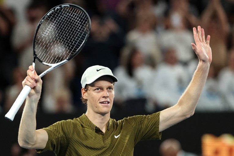 Sinner na Đokovića u polufinalu Australian Opena. Talijan je dobio pet zadnjih duela