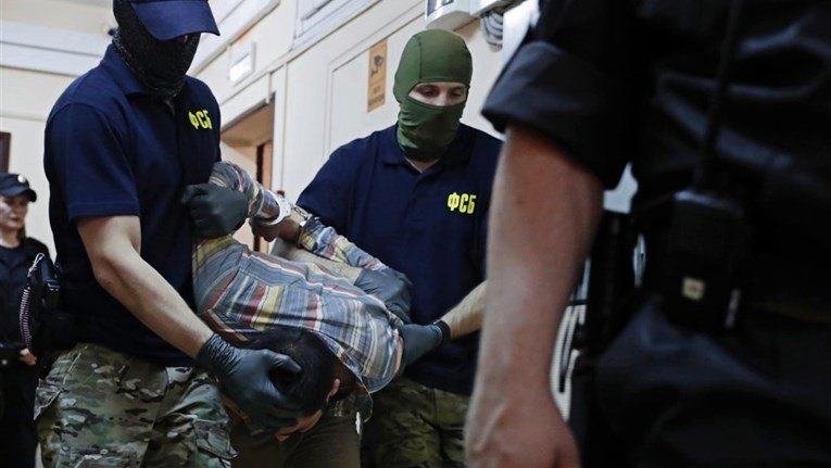 Ubijena trojica sigurnosnih službenika u Rusiji, traje potraga za napadačima