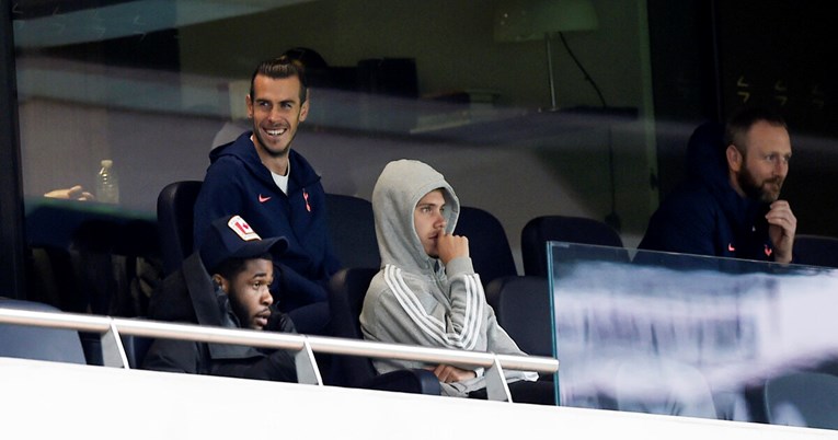 Pogledajte Baleovo slavlje u loži Tottenhamova stadiona nakon gola Moure