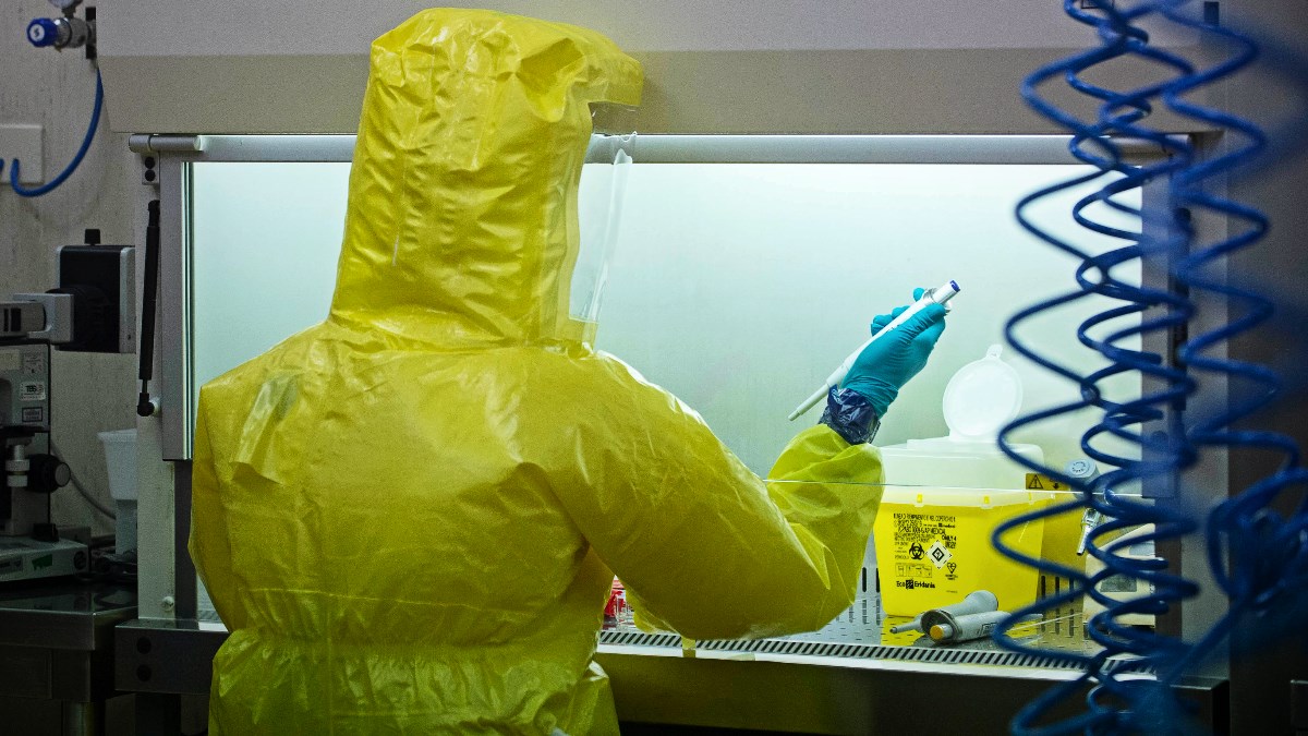 Američki obavještajci ne isključuju tezu o bijegu virusa iz kineskog laboratorija