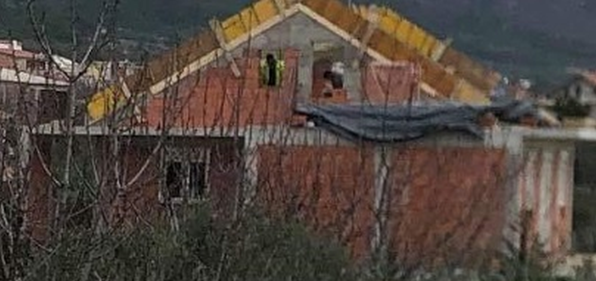 Prizor na kući u Dalmaciji je hit: "Odao čast zemlji koja mu je dala kruha"
