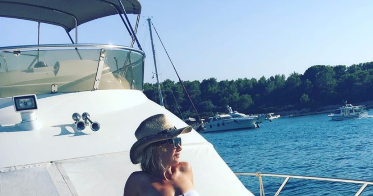Domaća glumica fotkom u badiću dokazala da je s godinama u sve boljoj formi