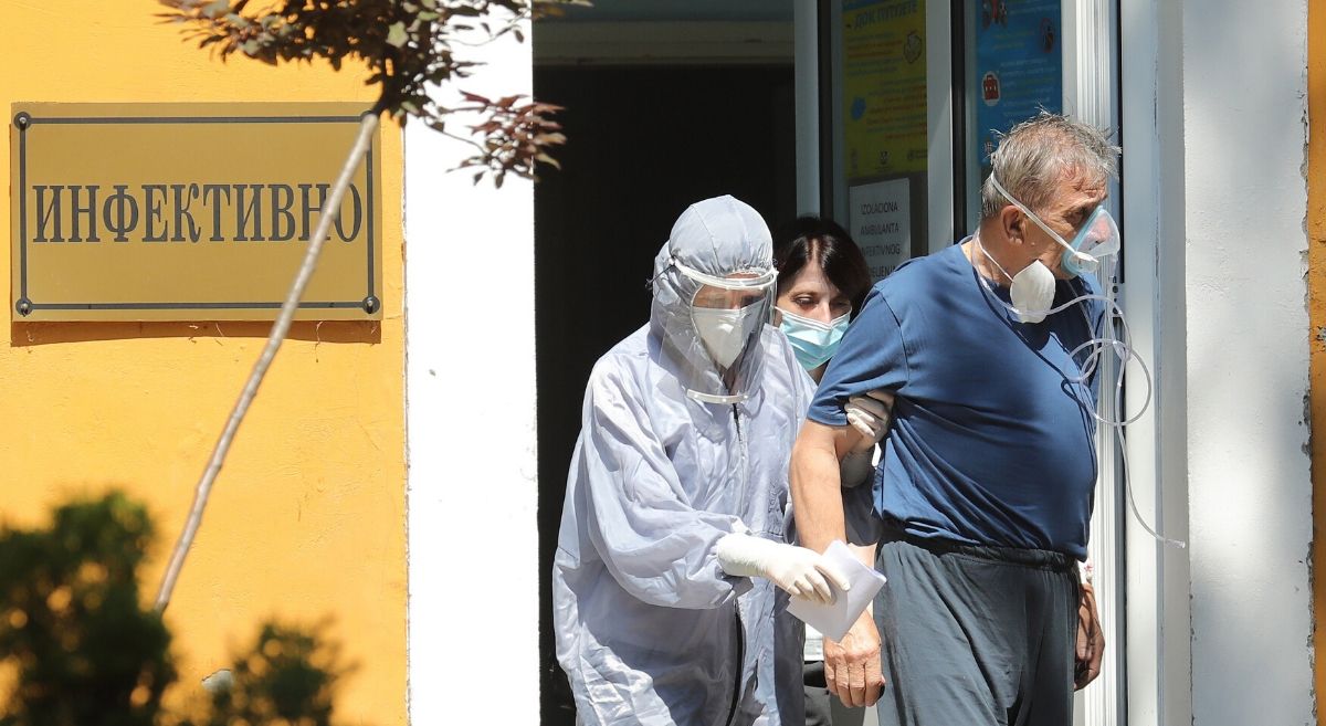 Korona se širi u Srbiji, u Novom Pazaru umrlo petero ljudi, zaražene i tri bebe