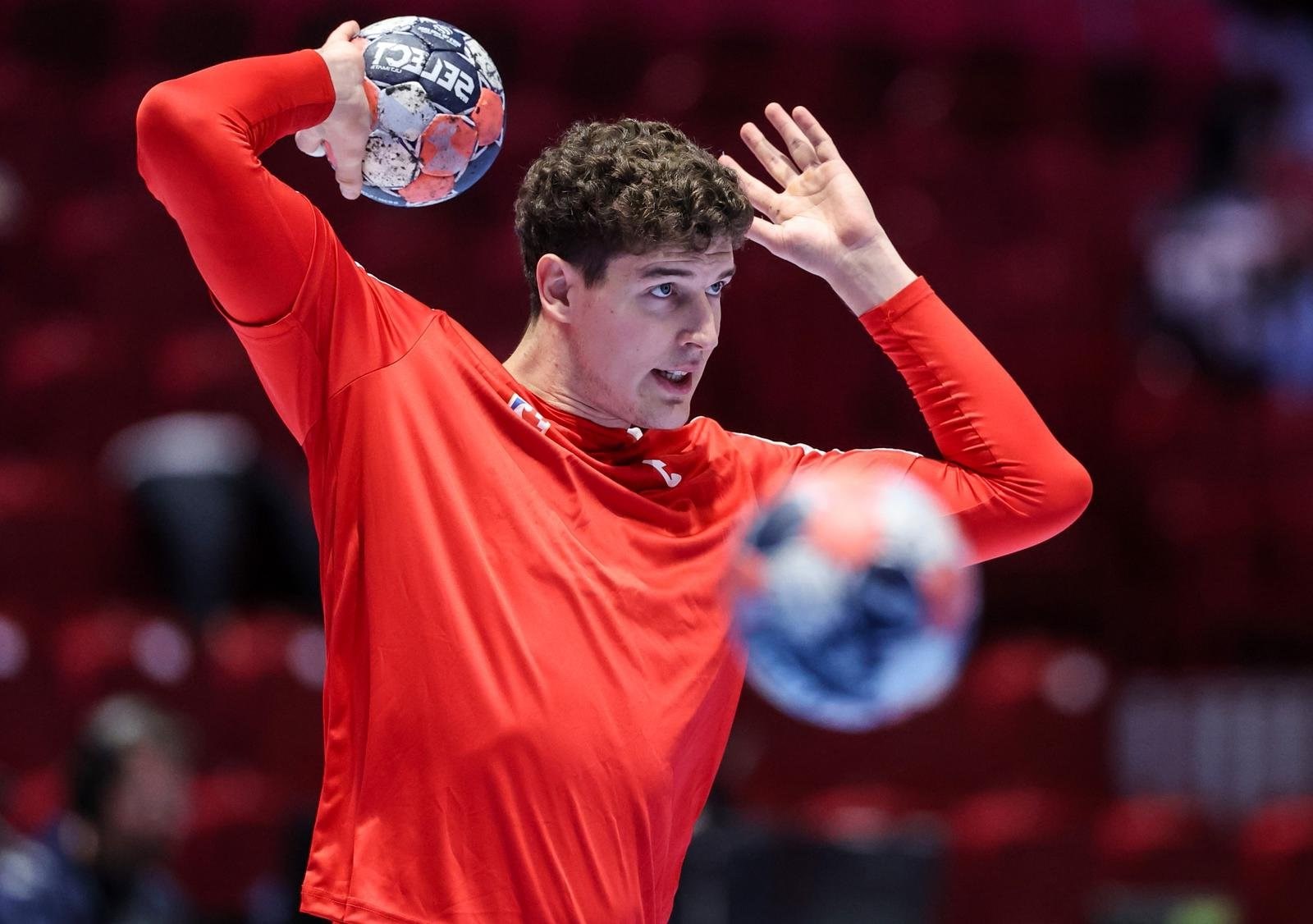 Znate li s kojim je glazbenikom u rodu Luka Lovre Klarica?