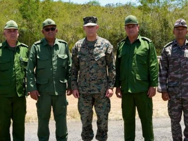 Američki i kubanski vojni zapovjednici se susreli u zaljevu Guantanamo