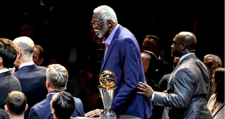 Bill Russell primio prsten košarkaške Kuće slavnih nakon 44 godine
